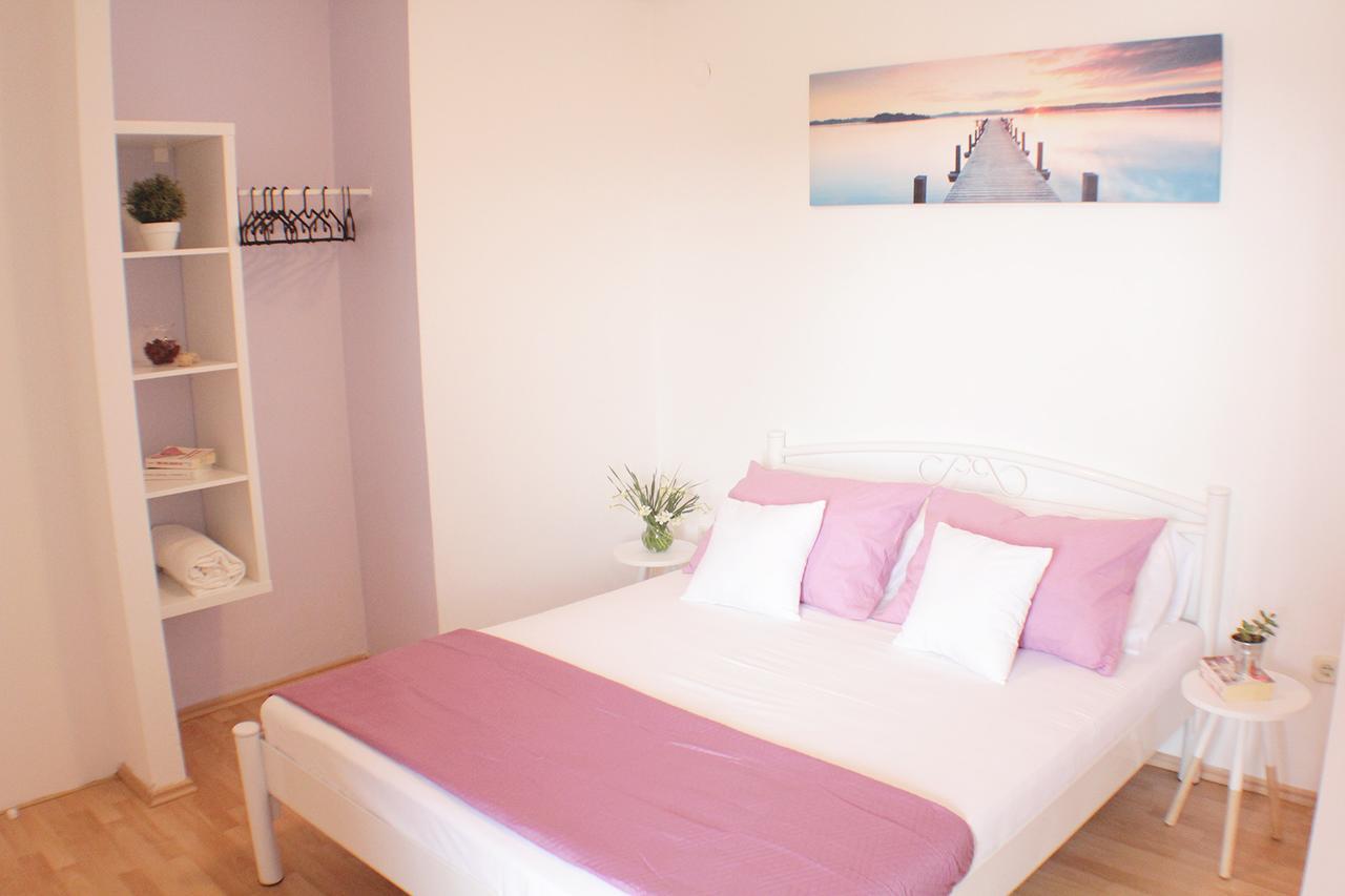 Apartmani Adrijan Krk Крк Екстер'єр фото